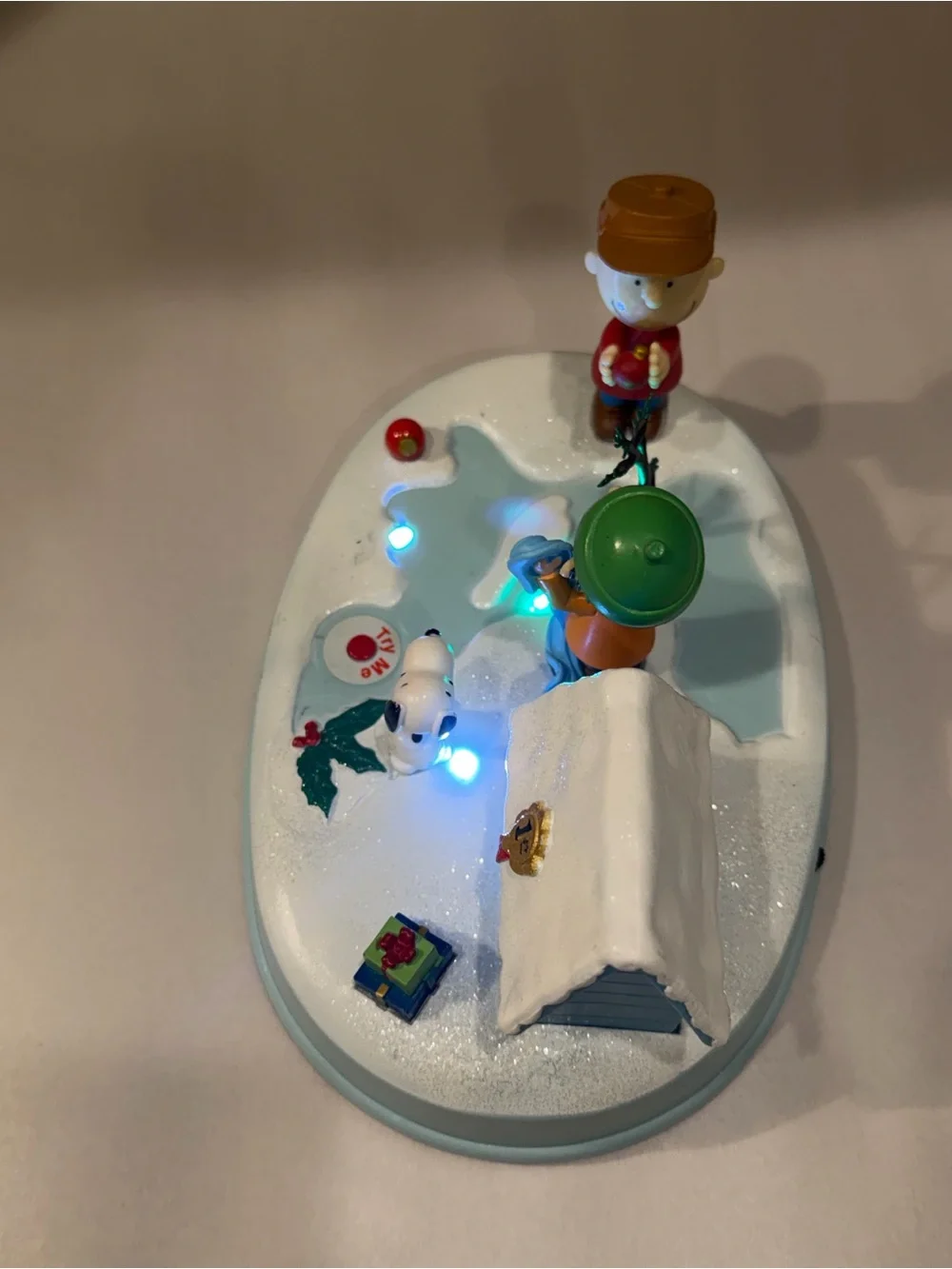 2015 Kurt Adler Peanuts Christmas Animated Table Piece, Snoopy, Charlie & Linu